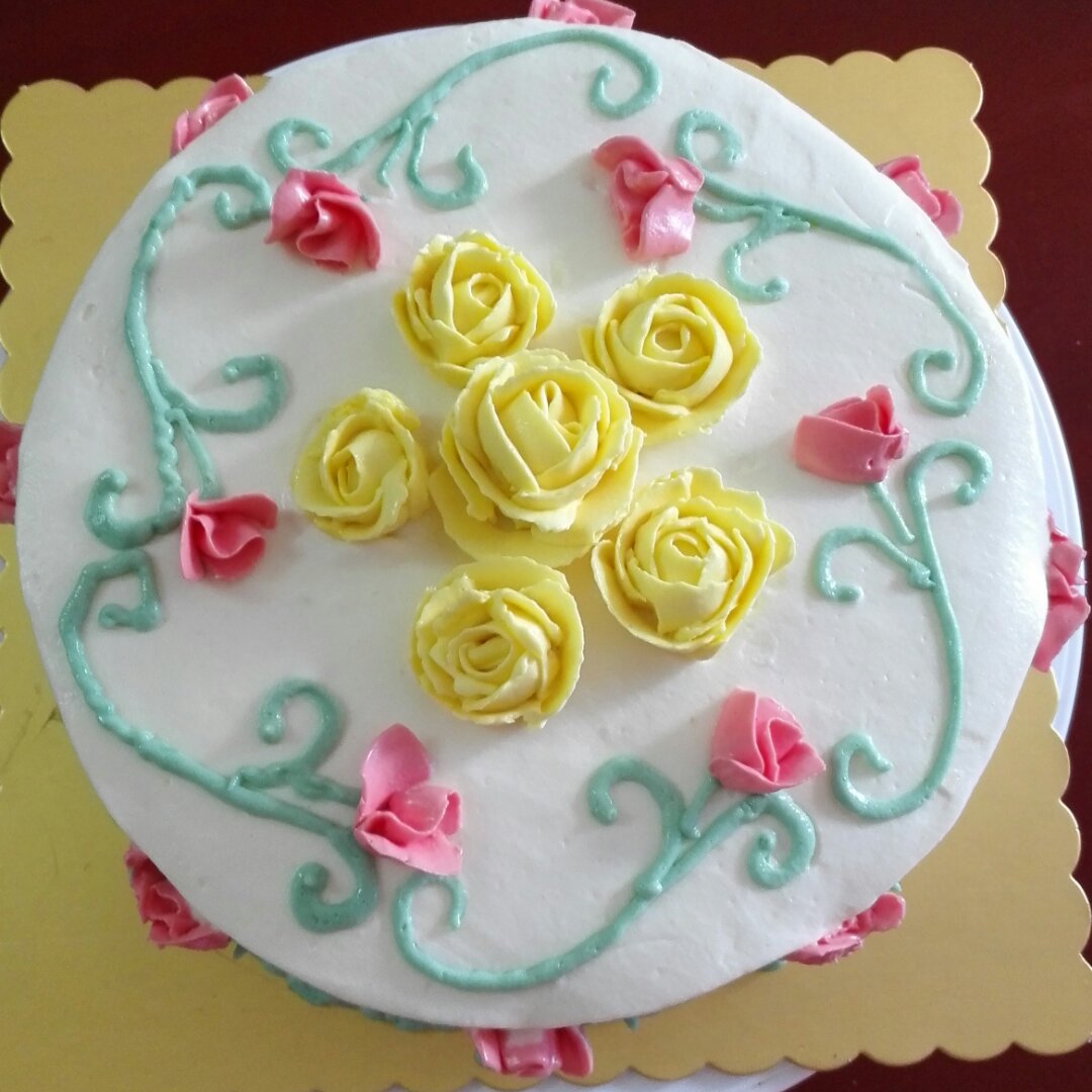 玫瑰裱花奶油蛋糕