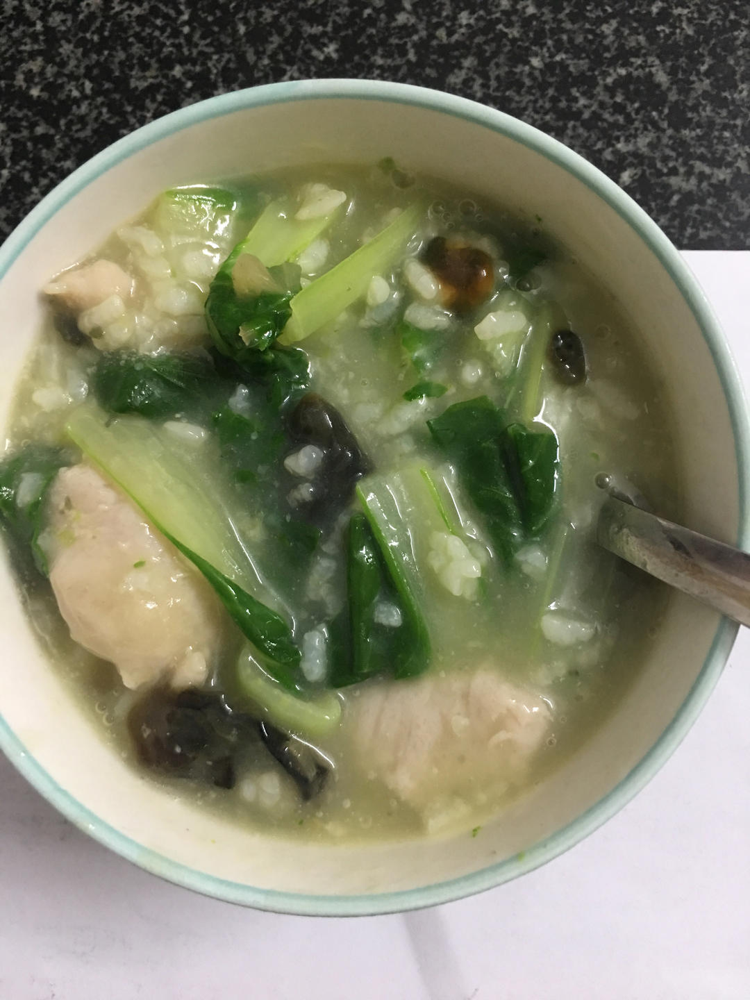 妈妈👩教我做的皮蛋瘦肉粥🥣简单快捷美味😋
