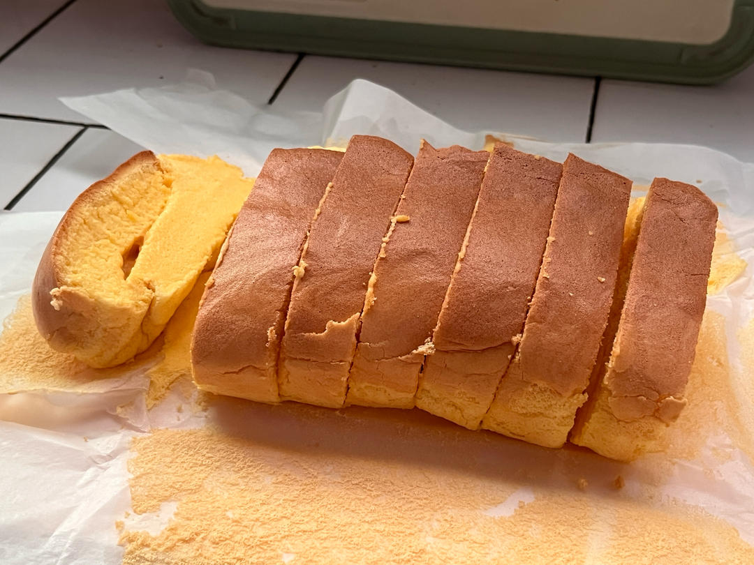 堪比柯基屁股
爆浆芝士🧀古早蛋糕