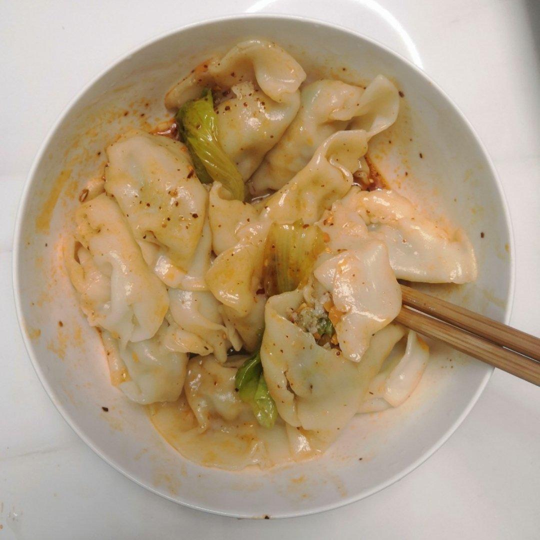芹菜胡萝卜猪肉水饺