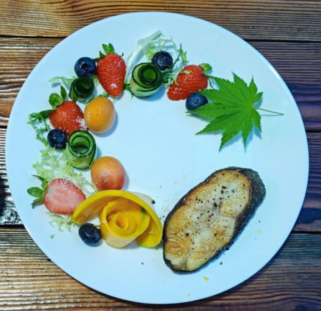 摆盘其实很简单【🍈火腿哈密瓜🥑牛油果发发】