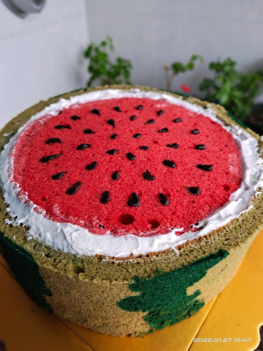 听说，你们想吃西瓜了？来，一起来吃瓜~