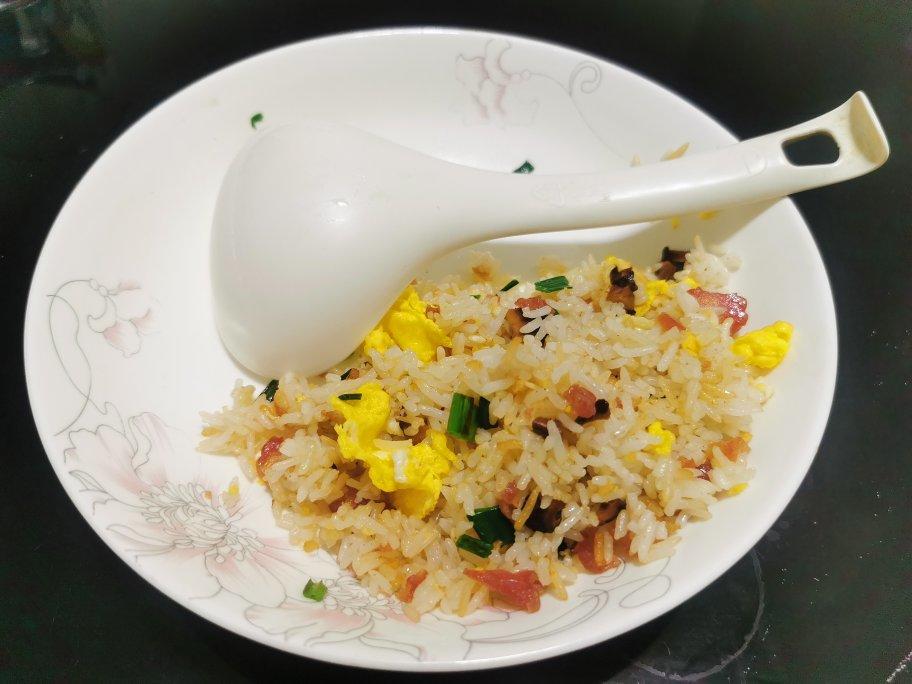 厨师长教你“蛋炒饭”如何做才好吃，答案都在这里面！