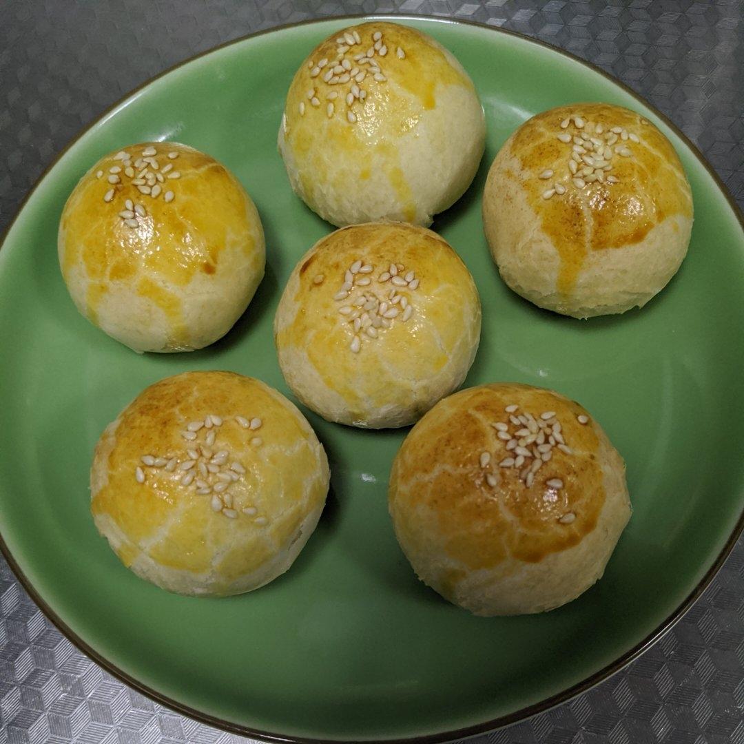 【莲蓉蛋黄酥】网红大叔教你做蛋黄酥，学到就是赚到！