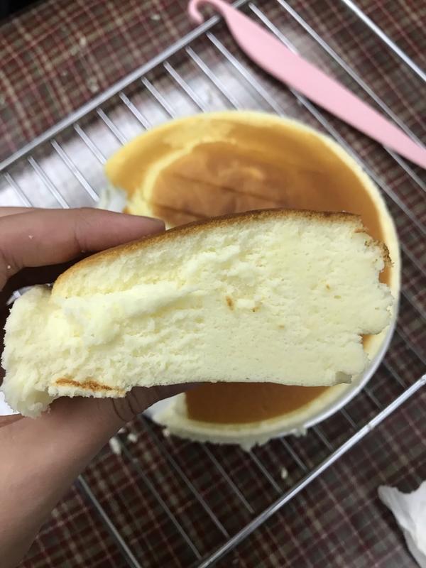 八寸无油酸奶蛋糕（超绵密,像乳酪!）