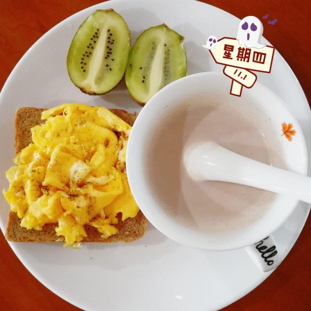 美式炒蛋 scrambled eggs