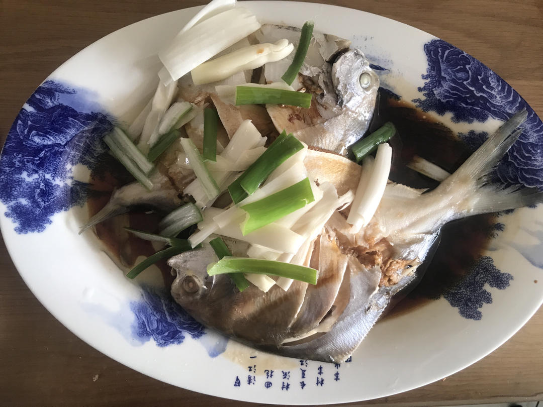 清蒸银鲳鱼（详细步骤）