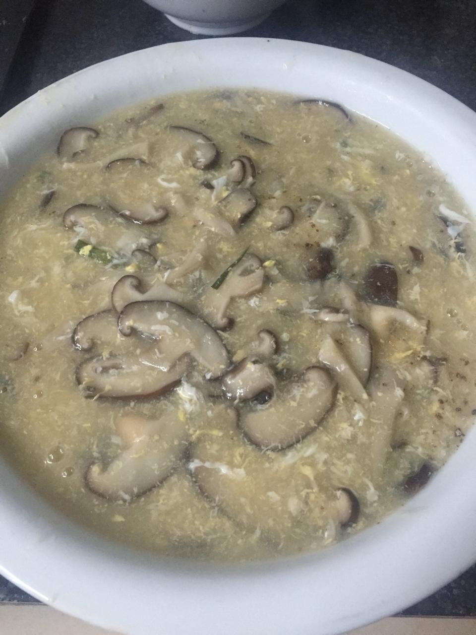 华做的蘑菇汤