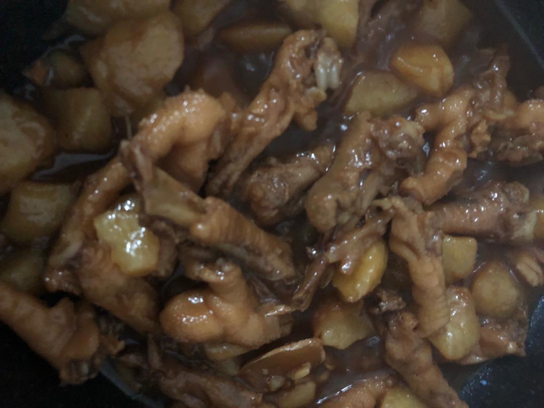 “销魂”卤鸡爪