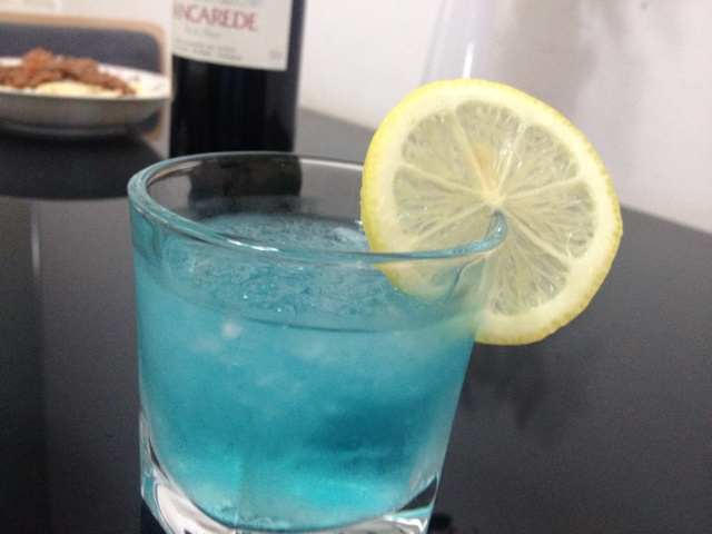 【食纪】蓝色眼泪鸡尾酒