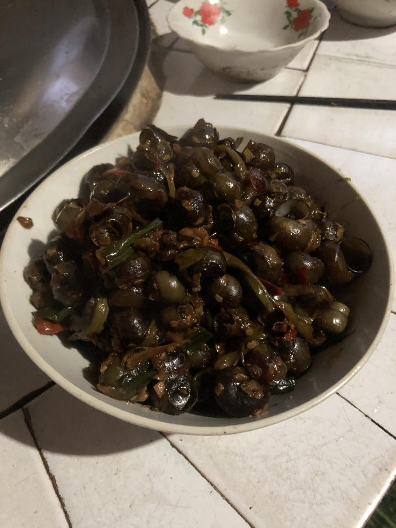 香辣田螺-和小龙虾并肩的四川夜宵之王