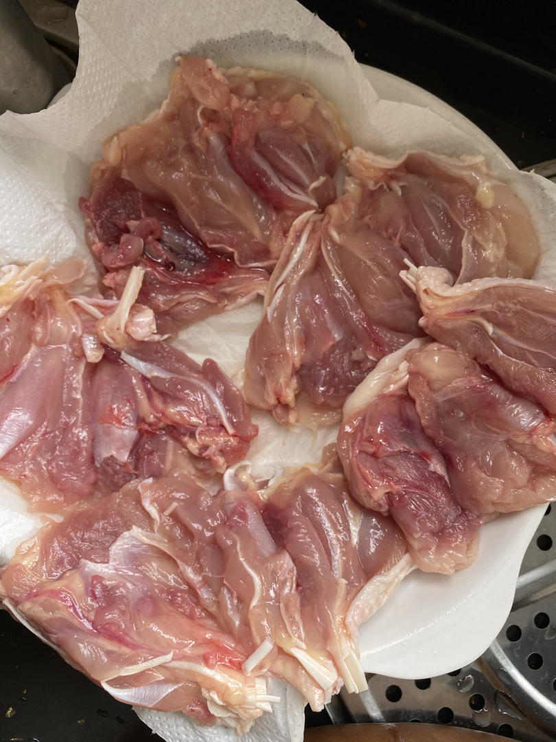 妙手拆鸡腿骨