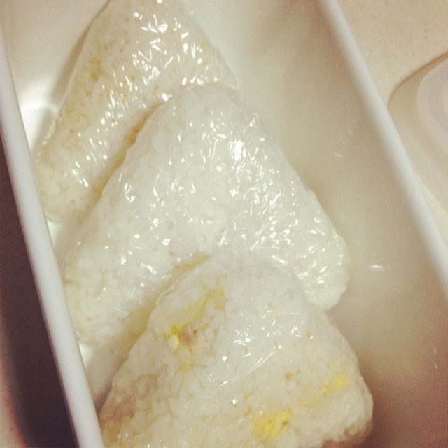 金枪鱼芝士饭团