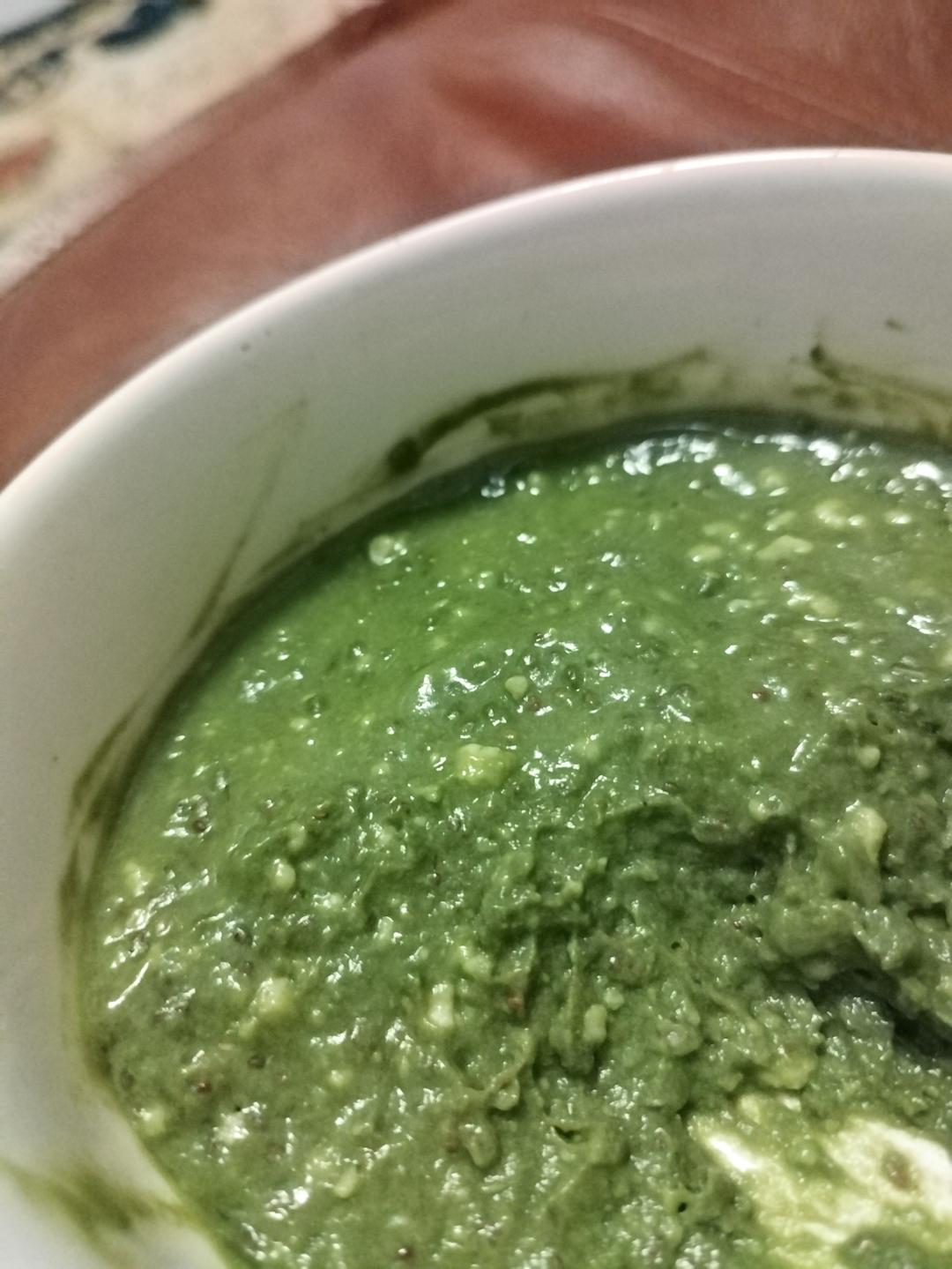抹茶草莓奇亚籽布丁