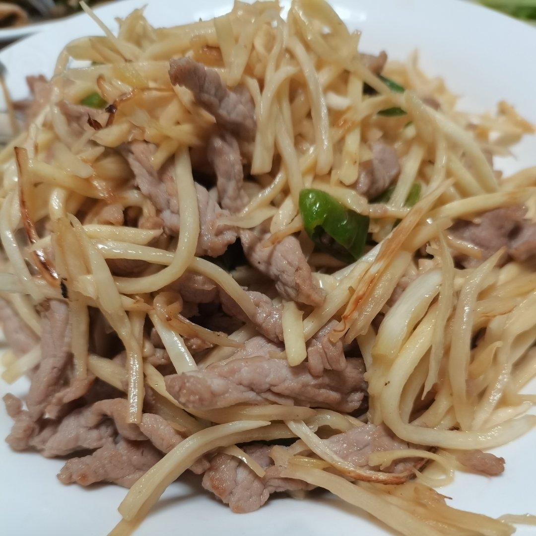 茭白这样做百吃不厌，茭白炒肉