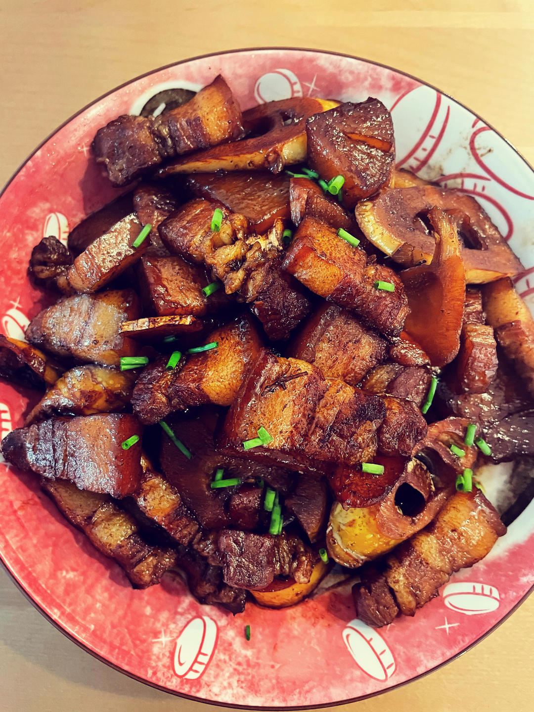 红烧肉焖雷笋～浓郁汤汁拌饭超好吃的