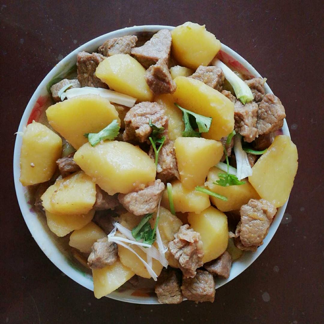 爱美食的小ma