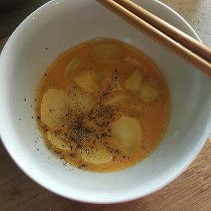【减肥早餐】小土豆火腿欧姆蛋的做法 步骤2