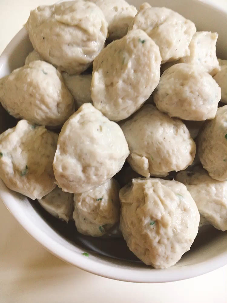 会跳舞的鸡肉丸子