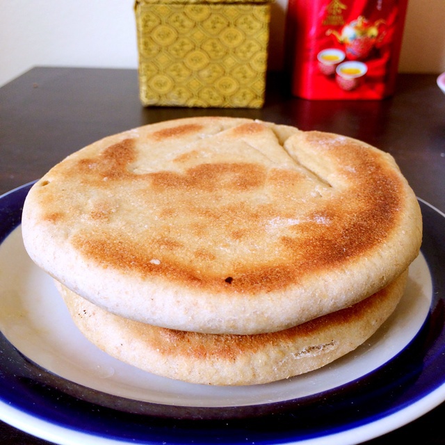 院子里一棵板栗树做的发面烙饼