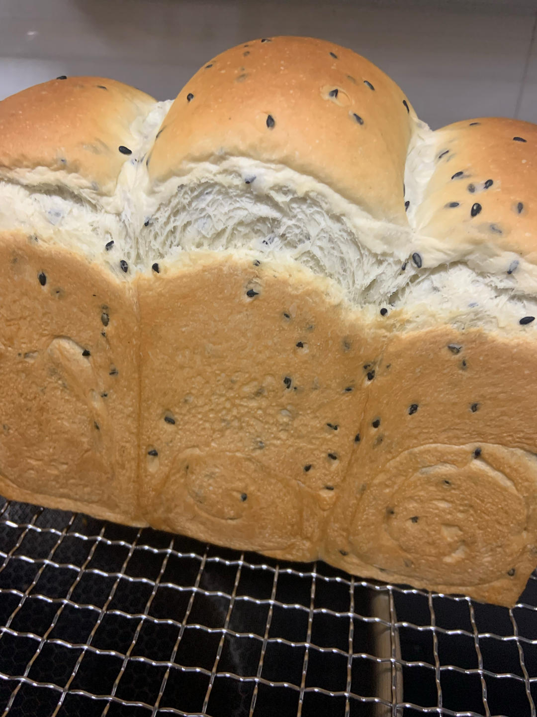 🍞超软黑芝麻吐司 by pink-rabbit