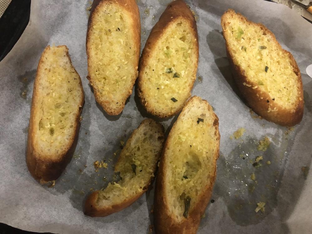 蒜香面包片