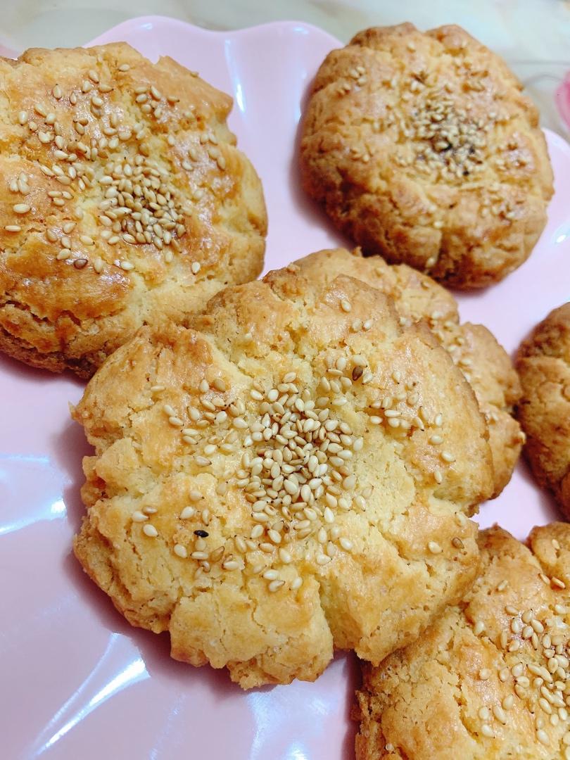 轻轻一按就碎掉的原味桃酥（不输猪油版）