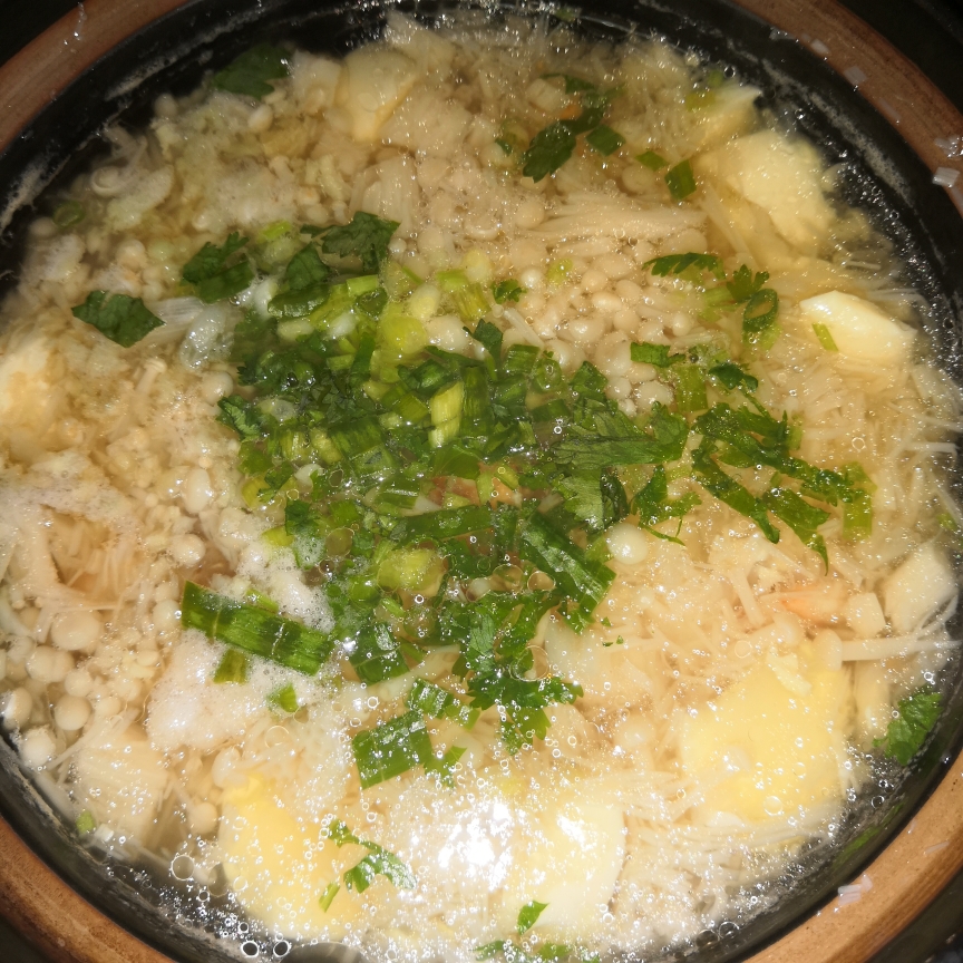 日本豆腐炖金针菇
