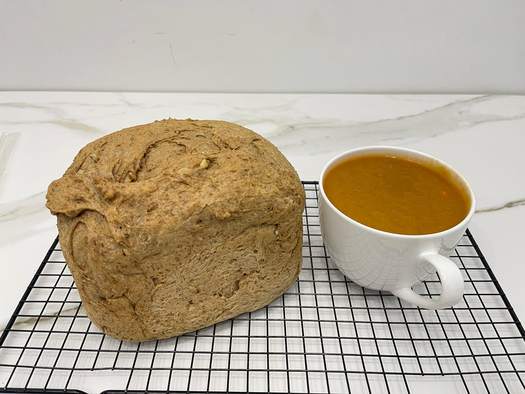 全麦坚果包～烤箱面包机都适用