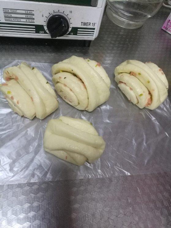 传统的葱油花卷