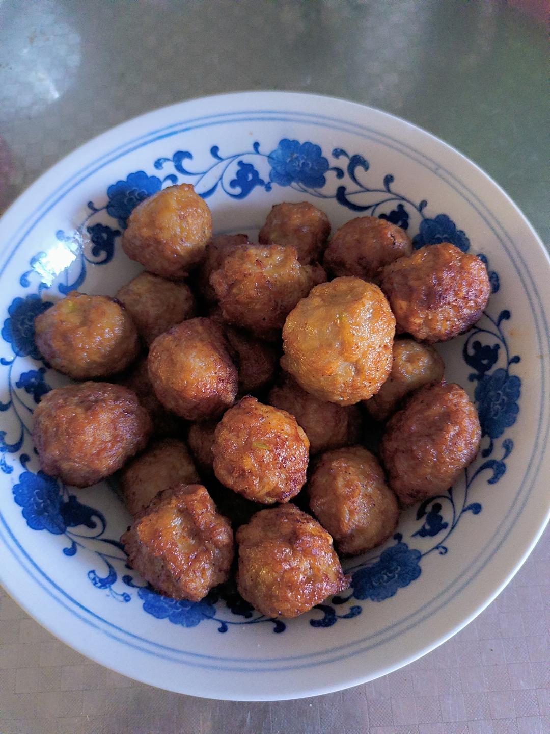 炸莲藕猪肉丸子-年味