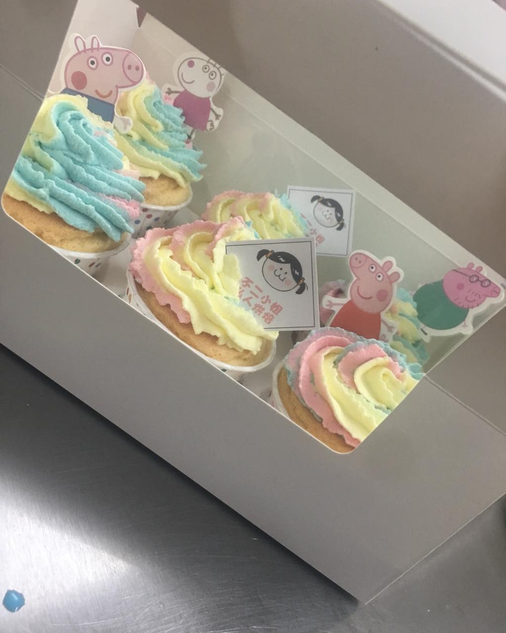 软绵绵戚风纸杯蛋糕