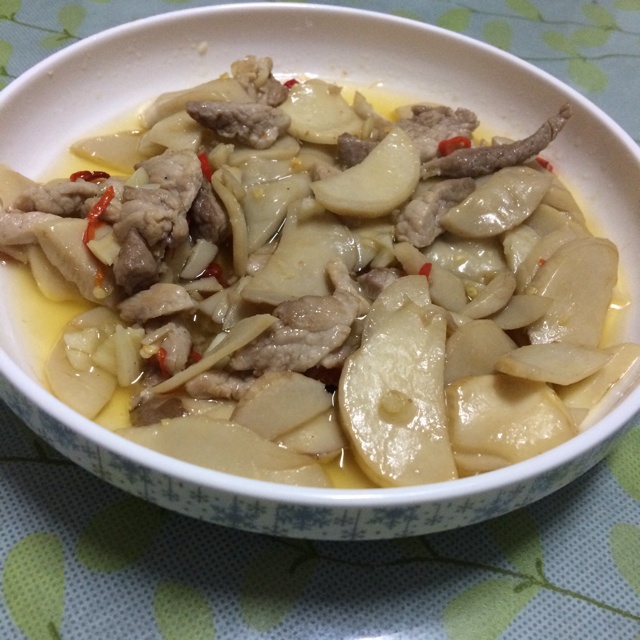 杏鲍菇炒肉片