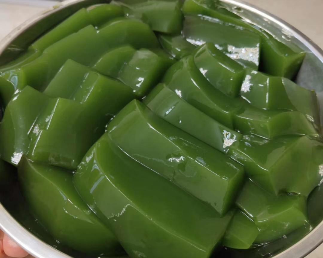 新鲜凉粉草的做法的做法