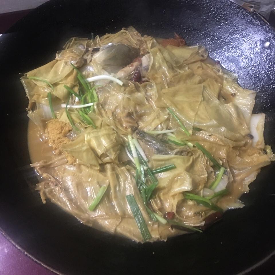铁锅炖鱼