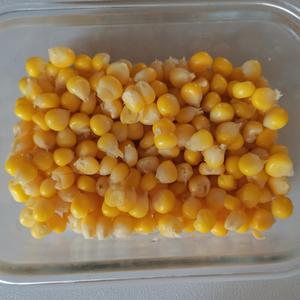 金沙玉米粒的做法 步骤1