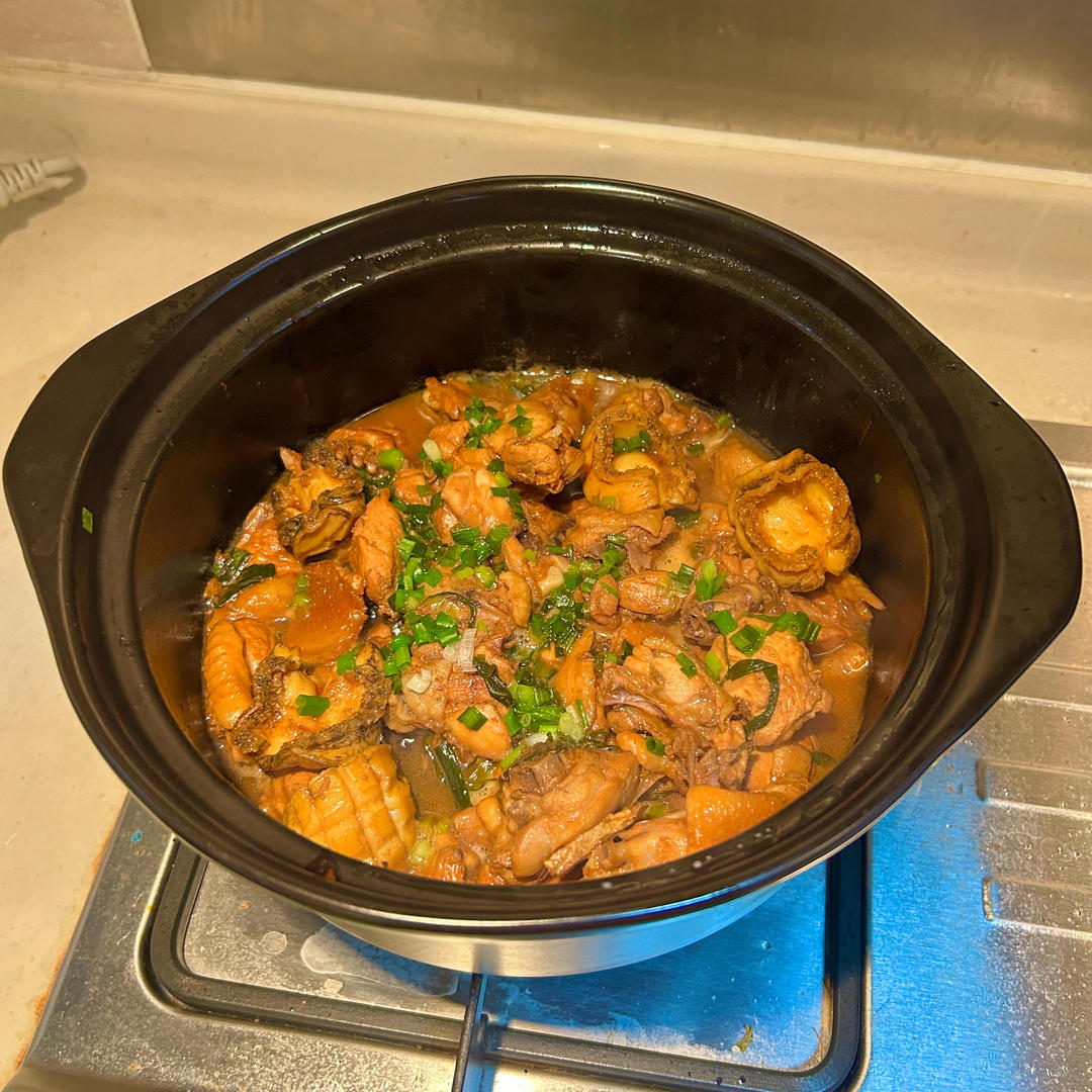 鲍鱼焖鸡煲