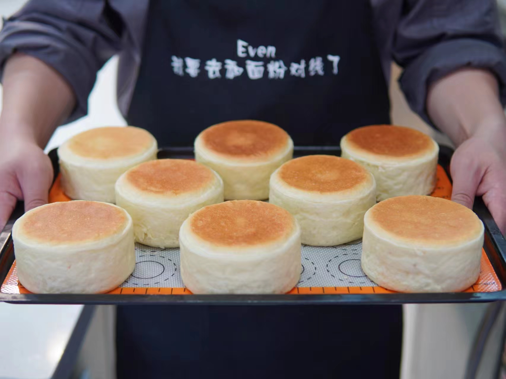 在家就能做，日式面包店招牌红豆大鼓面包
