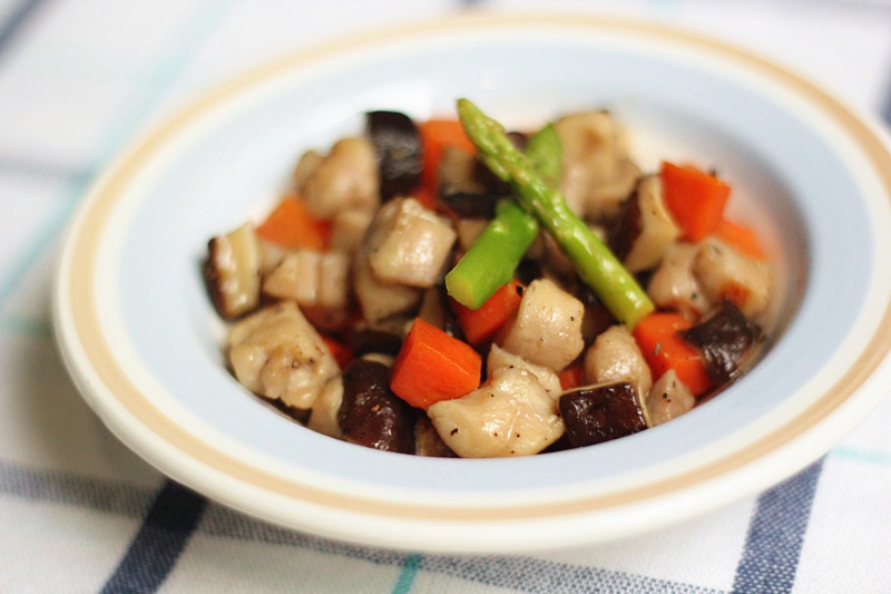 鸡肉杏鲍菇盐煮