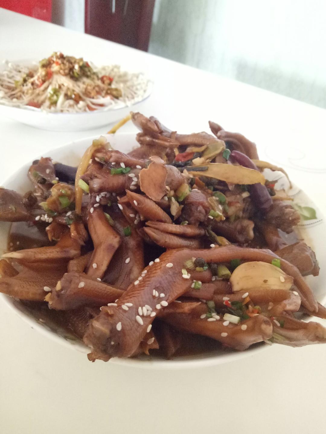 周黑鸭味～～～鸭翅 鸭爪