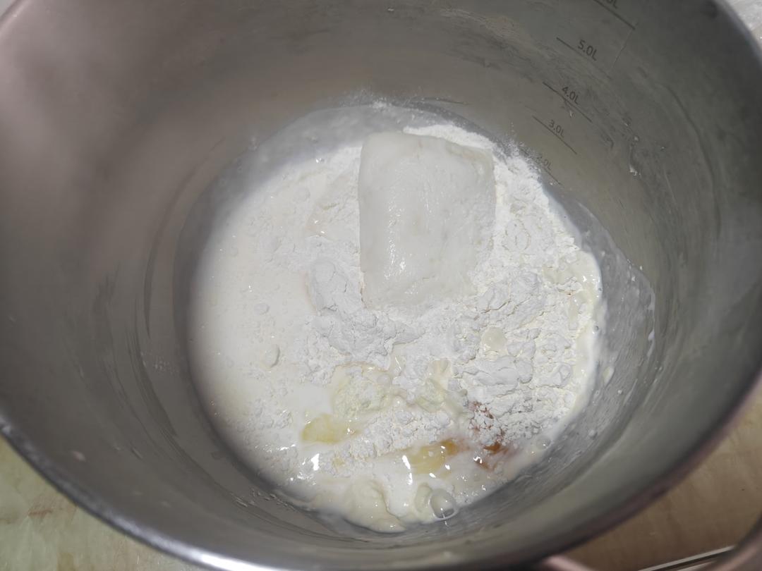 纯奶手撕吐司的做法 步骤1