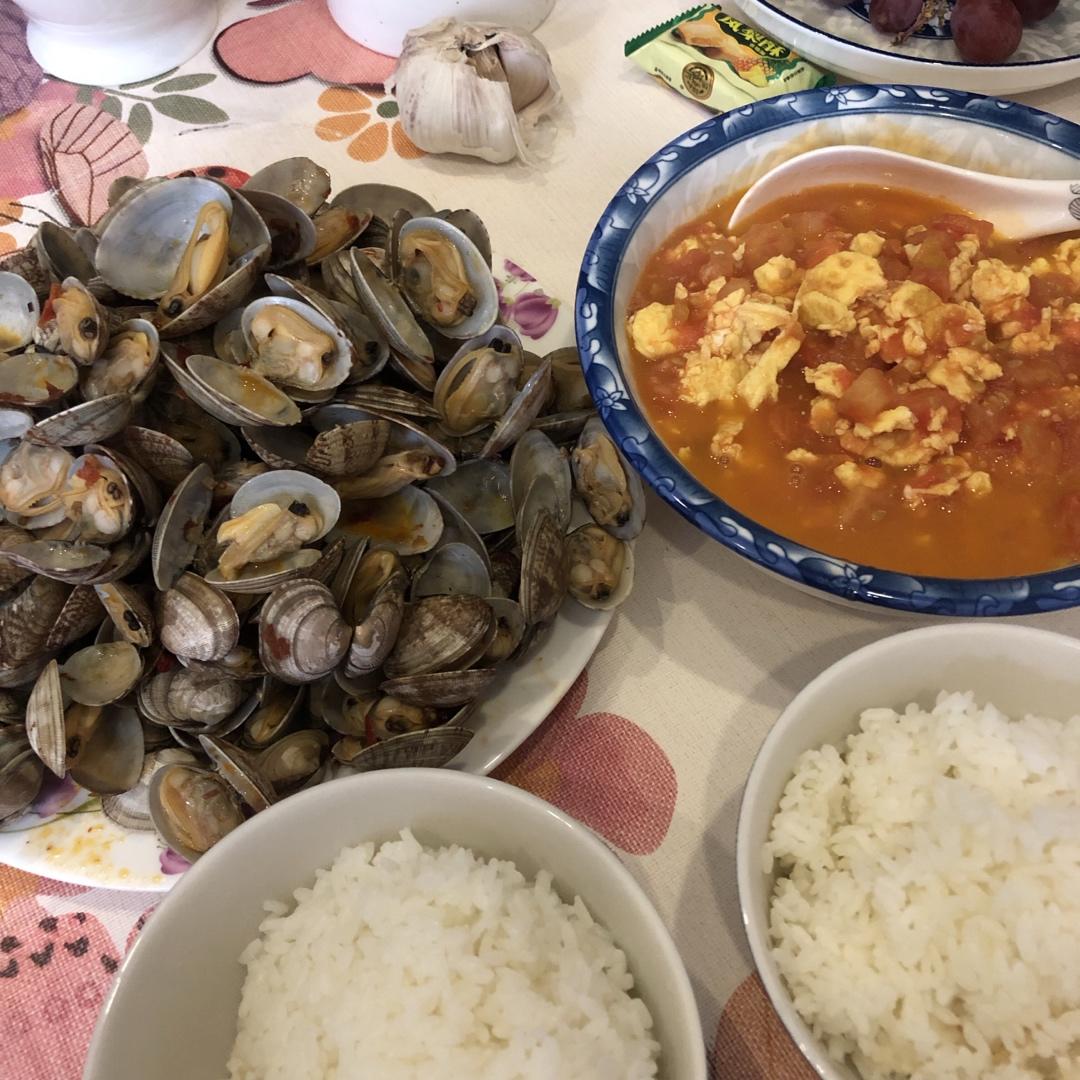 如何做出多汁的西红柿炒鸡蛋