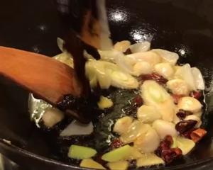 干锅鸡混虾的做法 步骤6