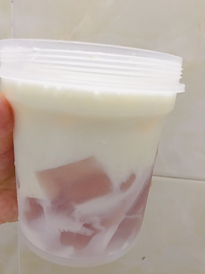 夏日特饮—5款可以吸的水果冻撞奶，白凉粉的N种可能