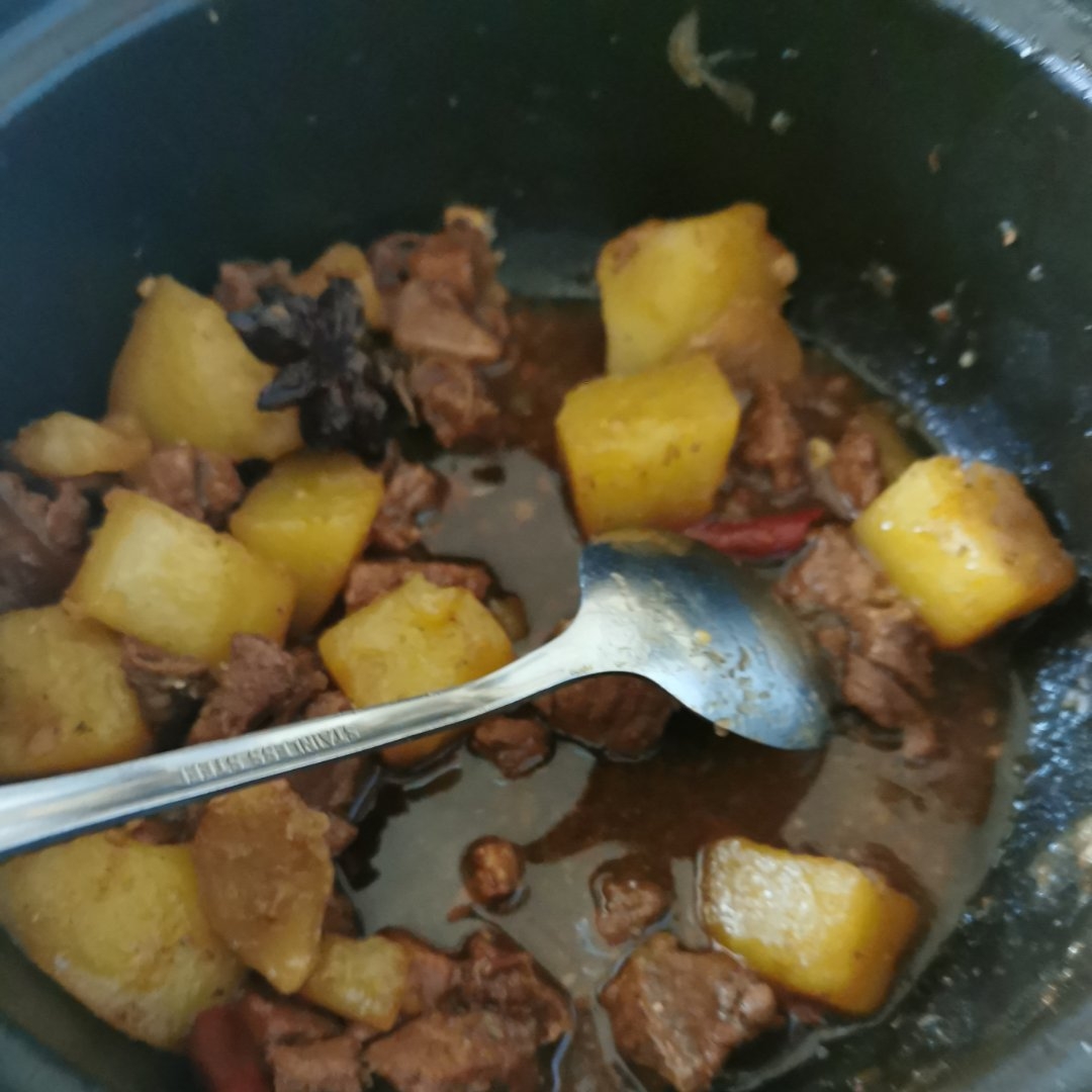 土豆炖牛肉-家常好吃快手！