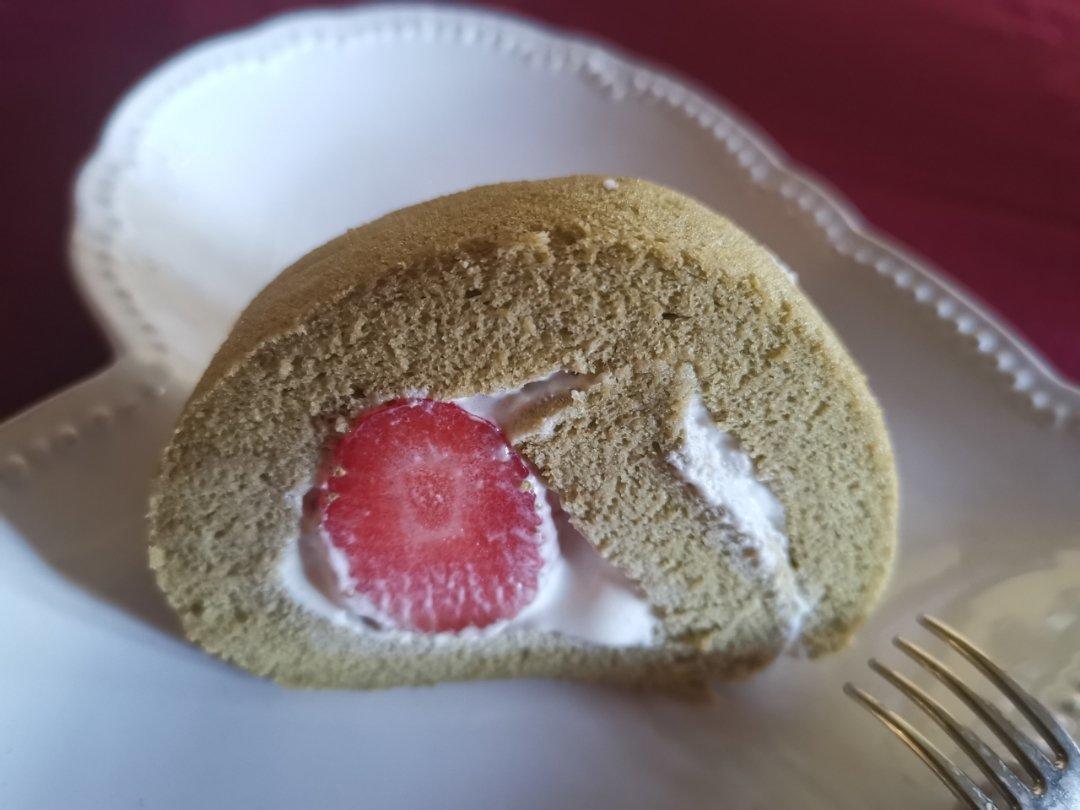 抹茶草莓蛋糕卷-毛巾面