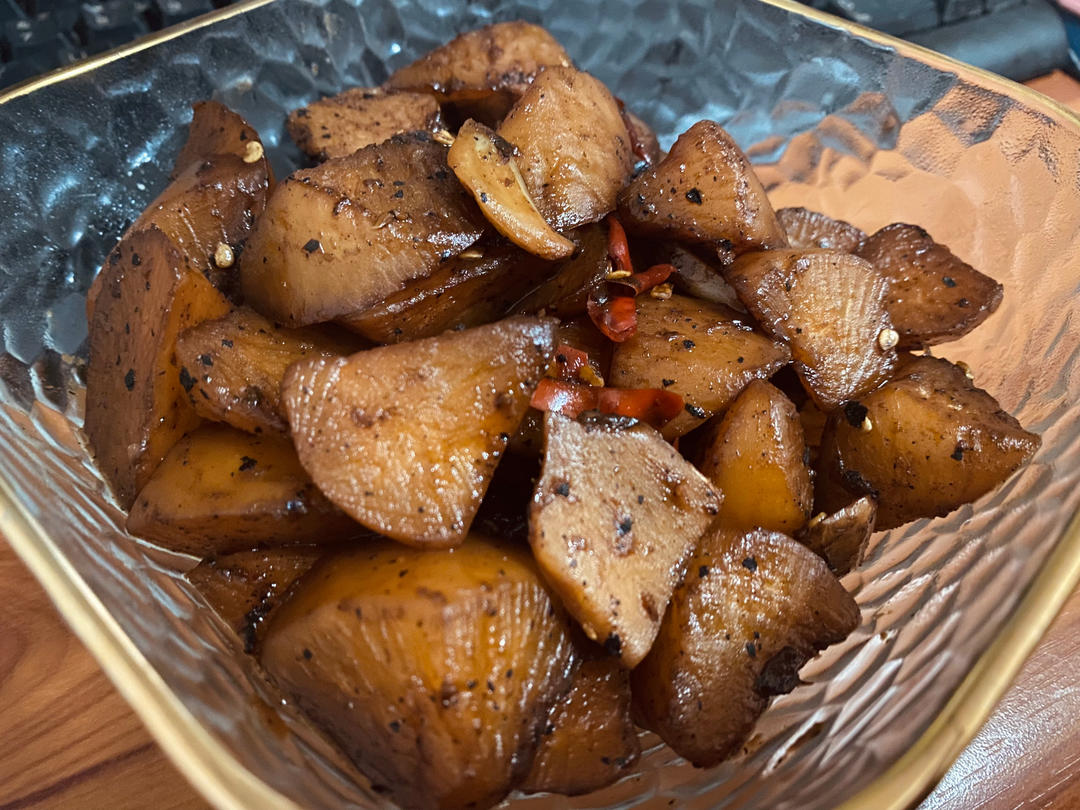 红烧白萝卜块/比肉还好吃的素菜