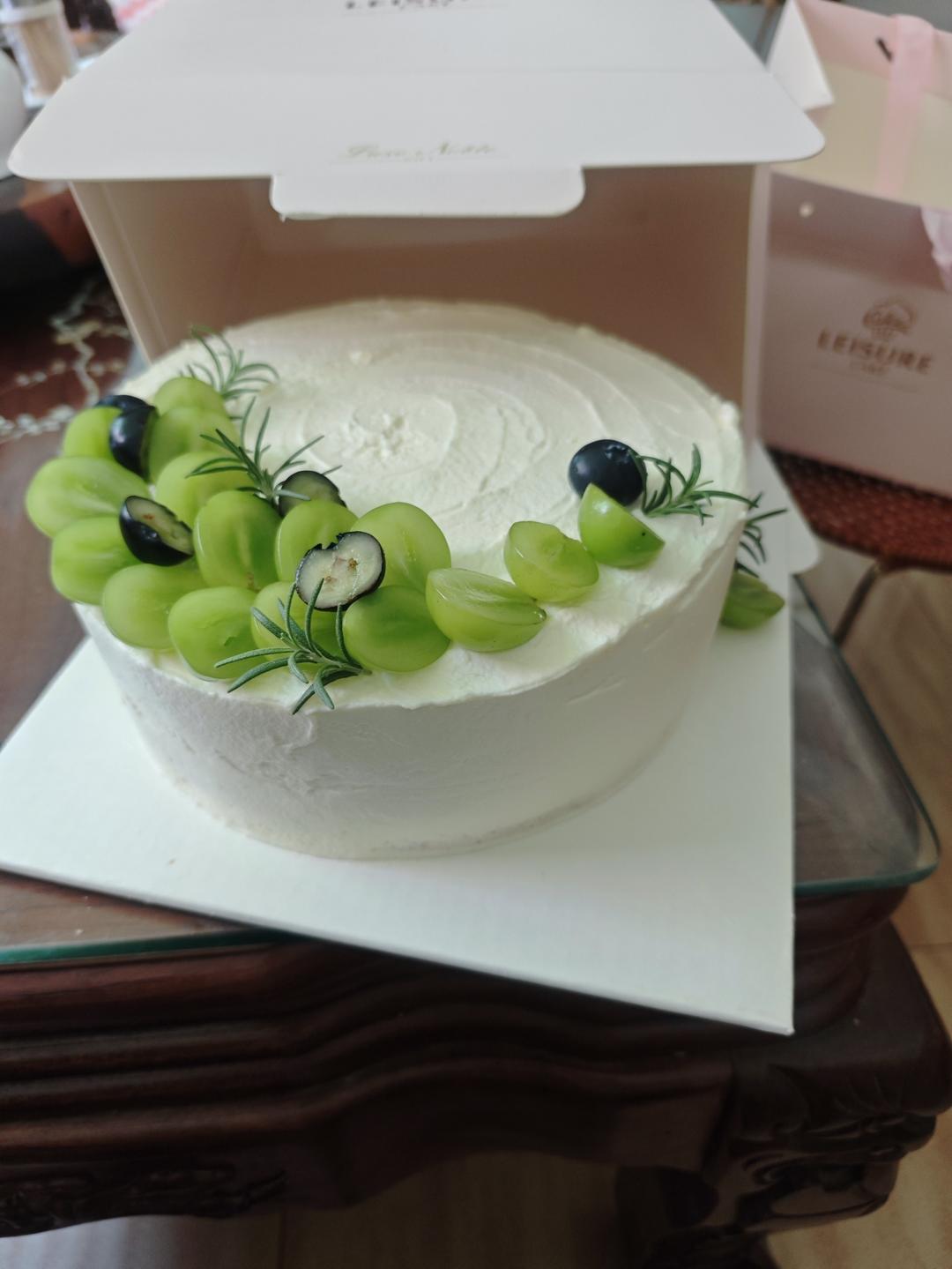 8寸蔓越莓戚风蛋糕
