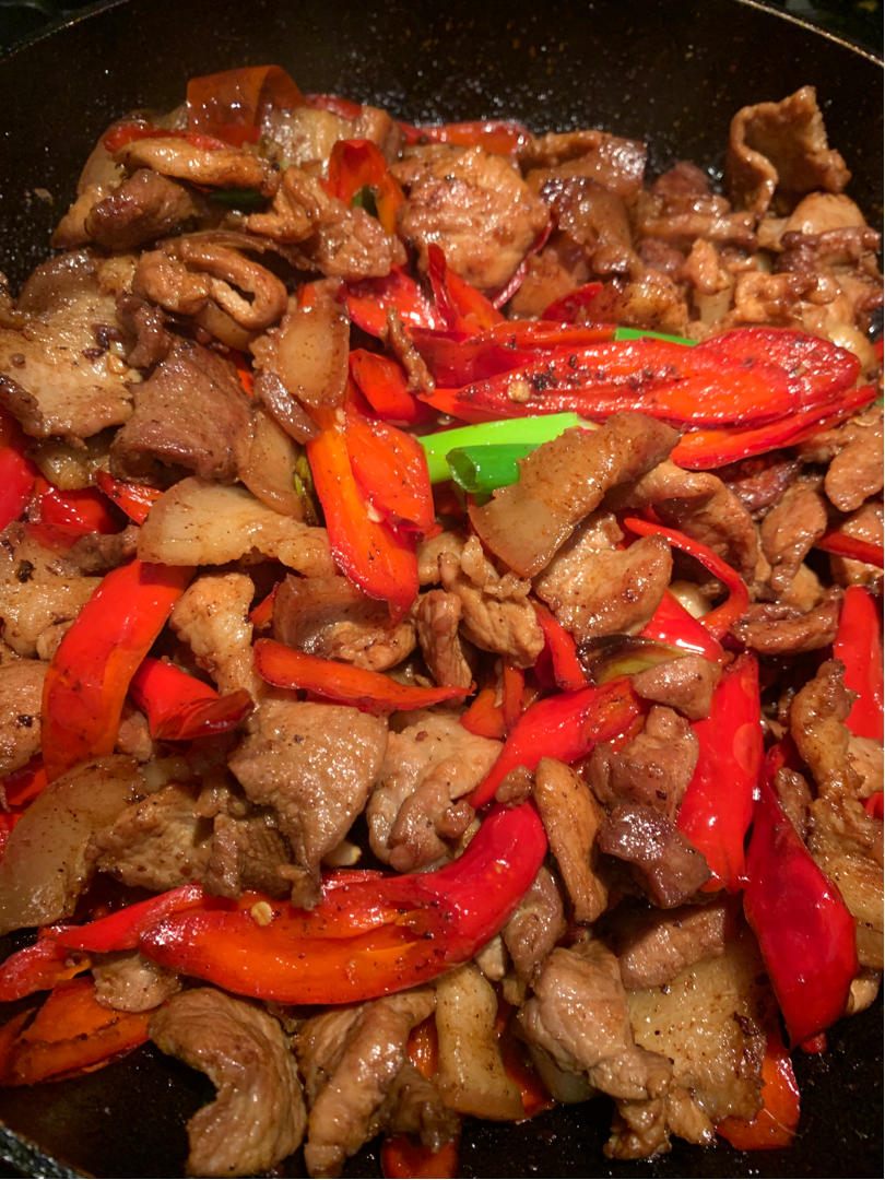 农家小炒肉【记忆中勾魂的油汤】