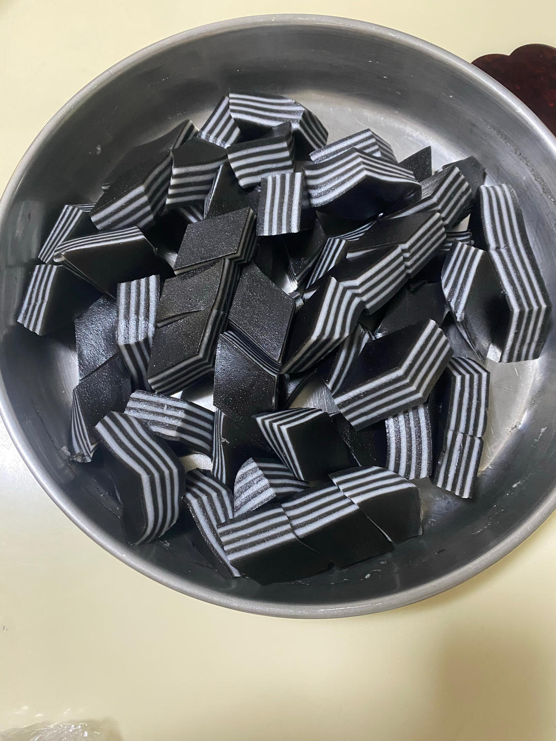 黑芝麻千层马蹄糕